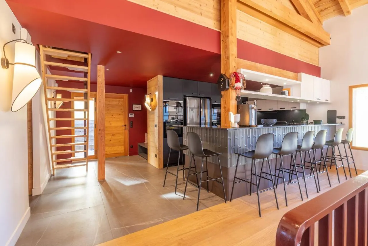 Chalet Les Galetas Du Mont Blanc Hauteluce