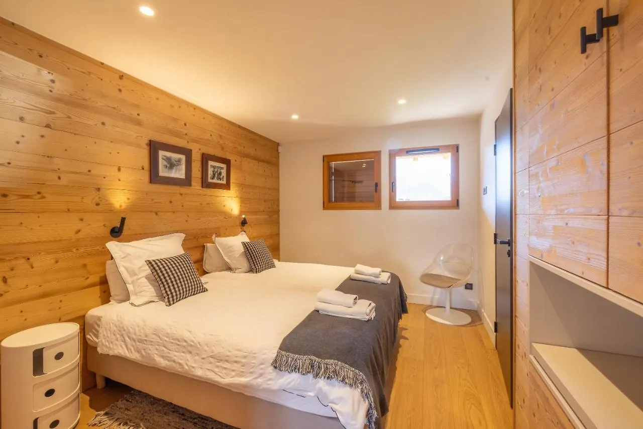 Chalet Les Galetas Du Mont Blanc Hauteluce