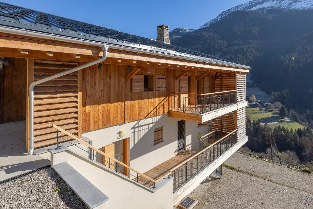 Chalet Les Galetas Du Mont Blanc Hauteluce